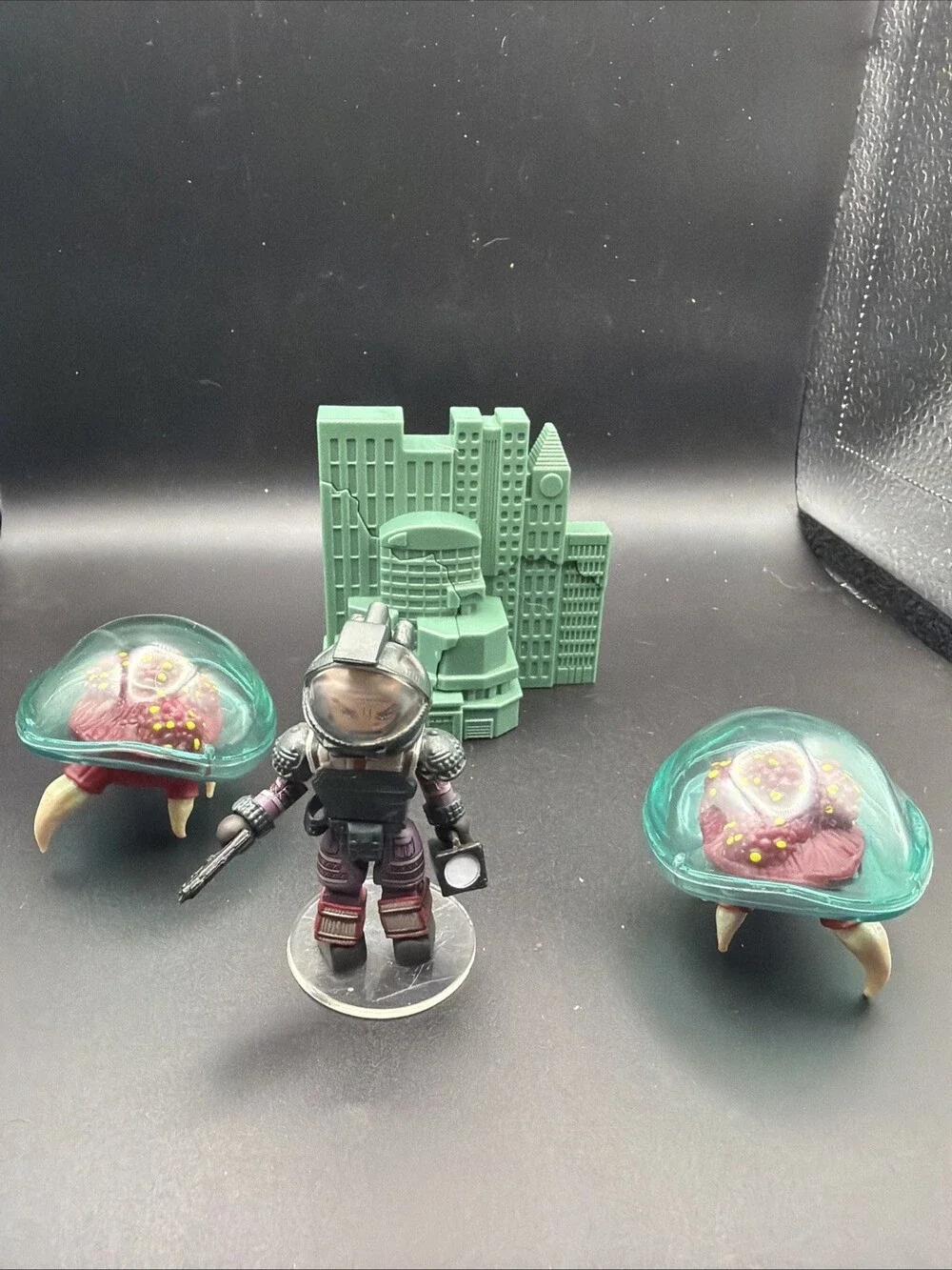 Alien Kane Engineer Space Jockey Set